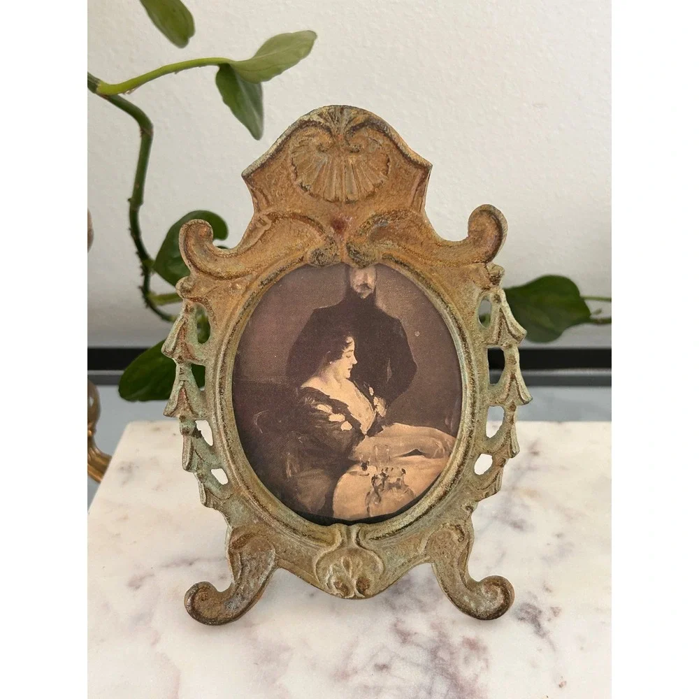 Vintage Ornate Cast Metal Picture Frame Victorian Style Verdigris Patina Oval